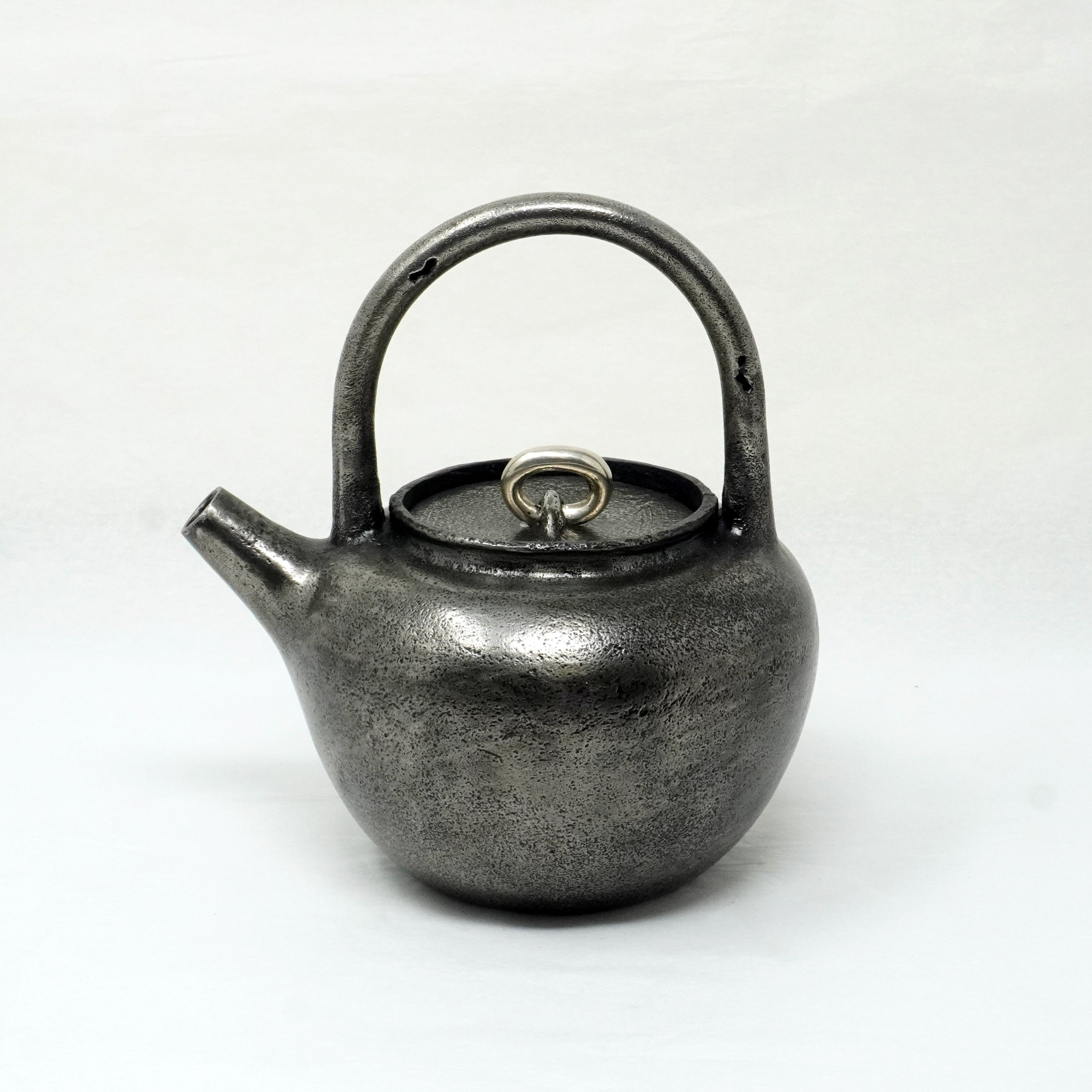 高岡銅器 鉄瓶 | 砂鉄 鉄砲口形 | 素文 | 般若鋳造所