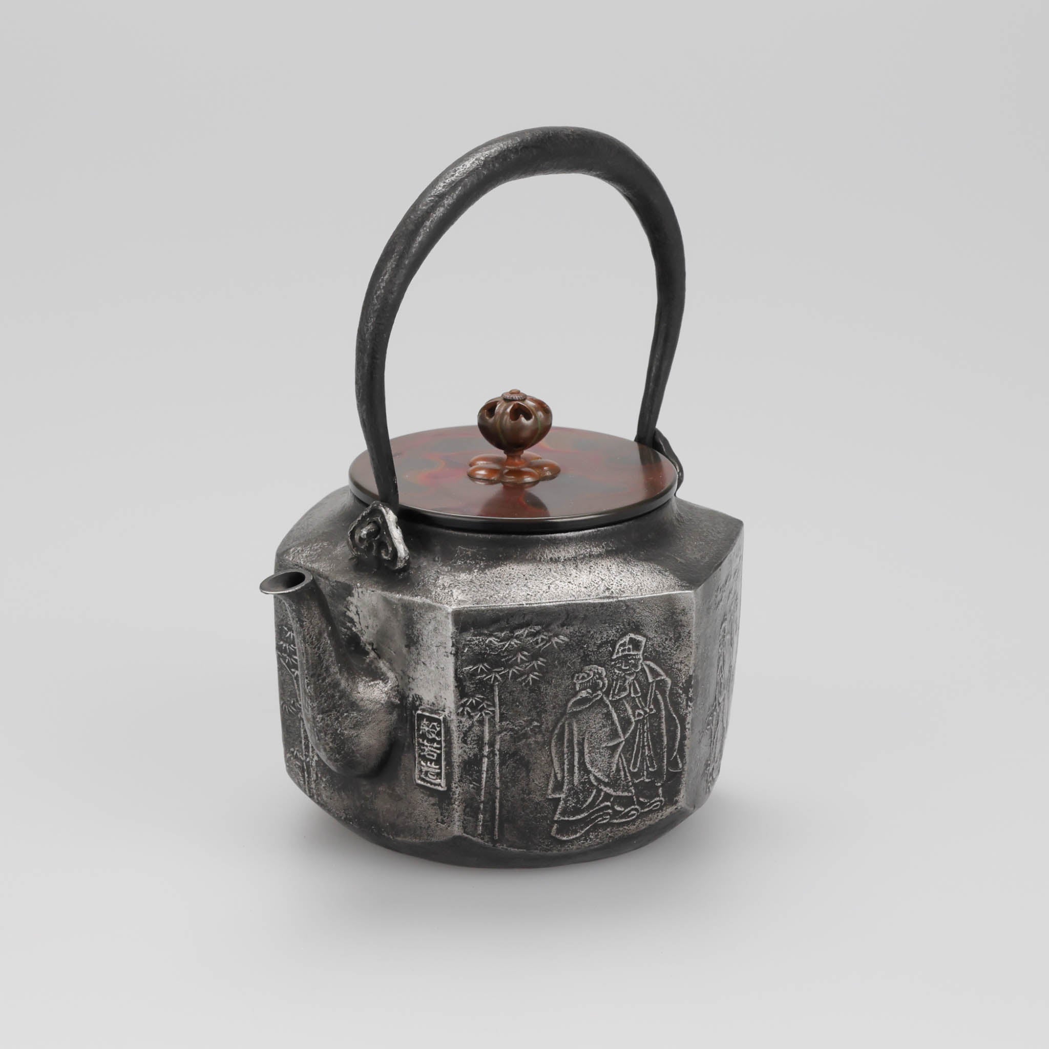 高岡銅器 鉄瓶 | 砂鉄 | 七賢人文亀甲 | 般若鋳造所