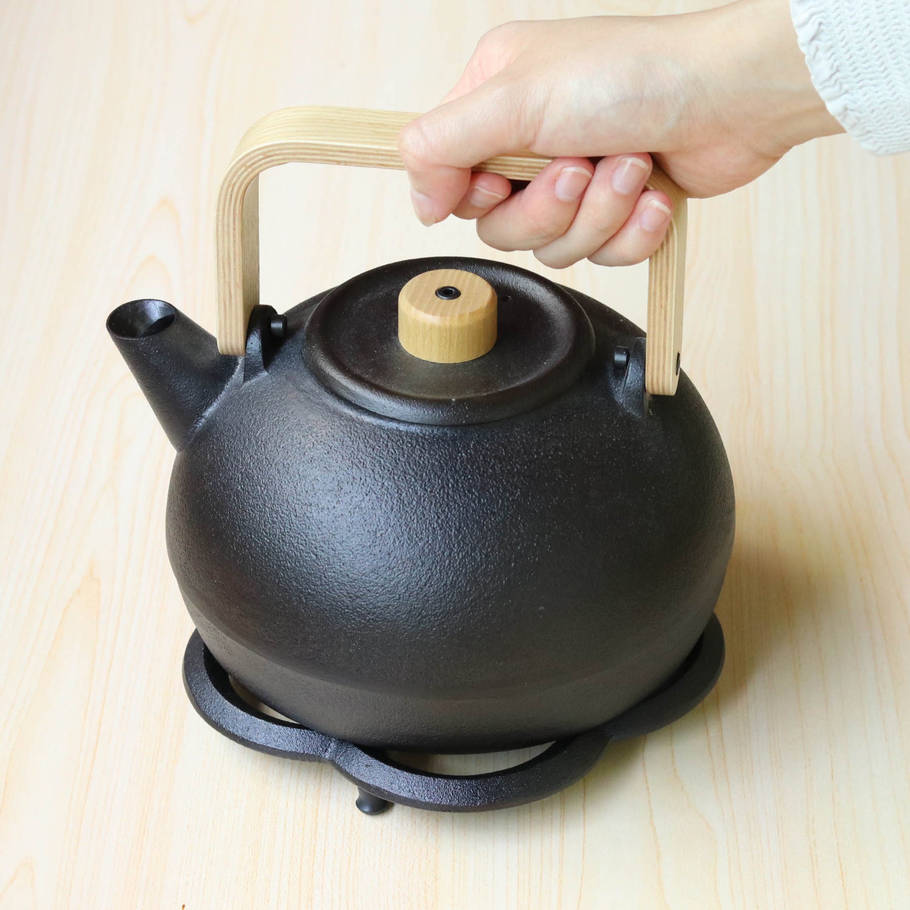 山形鋳物 鍋敷き | 五輪 | 鋳心ノ工房