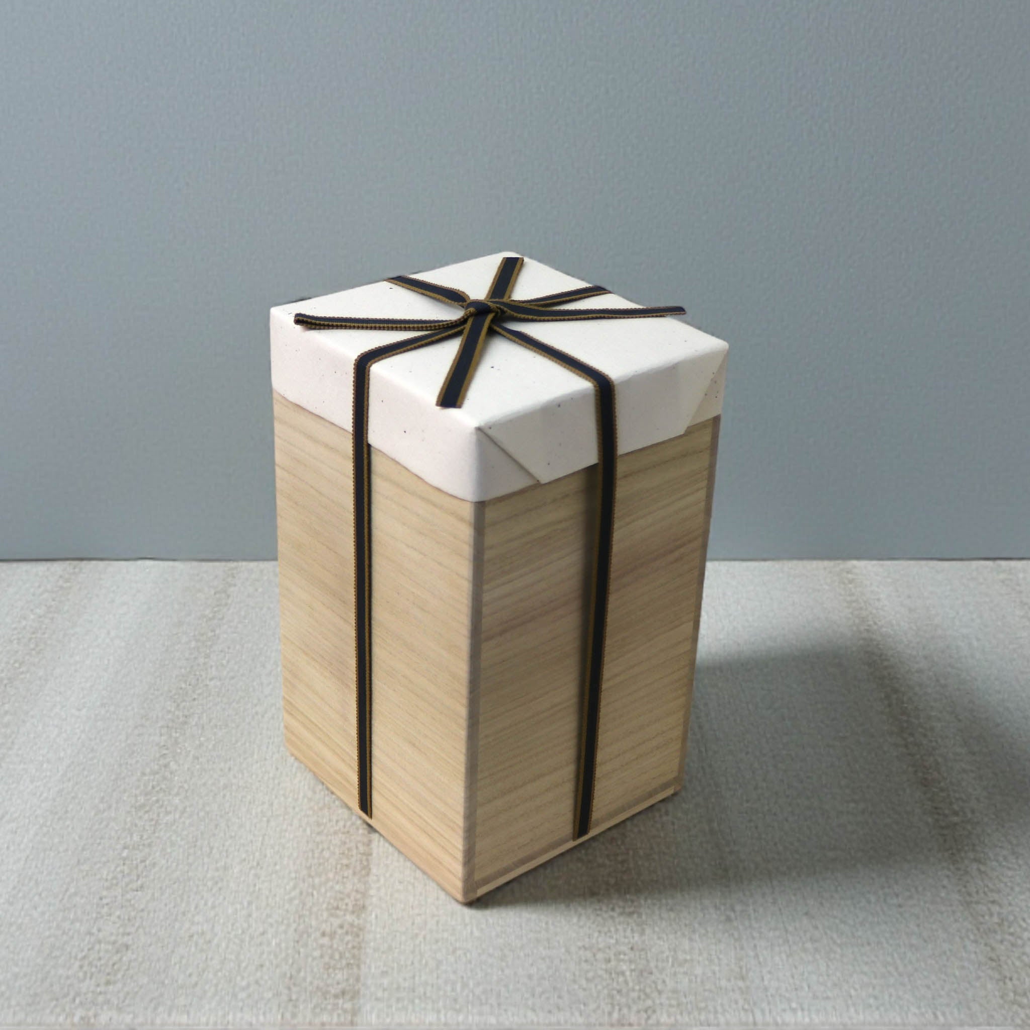 綾ガラス 置物 | 金竜 | 黒 | グラスアート黒木