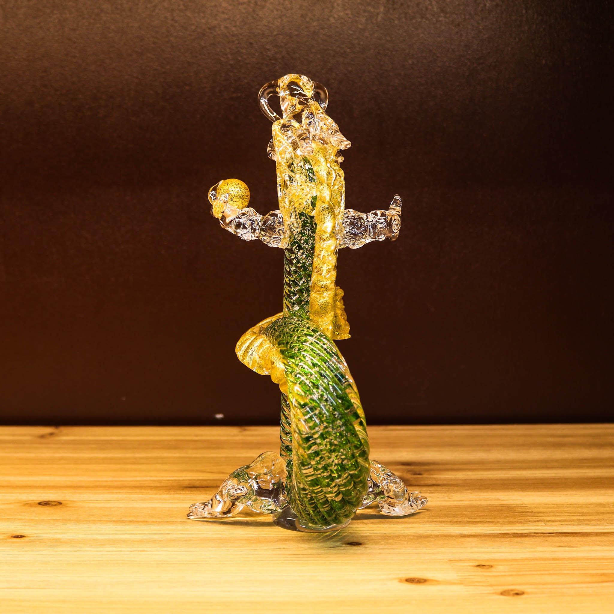 綾ガラス 置物 | 金竜 | 若草 | グラスアート黒木