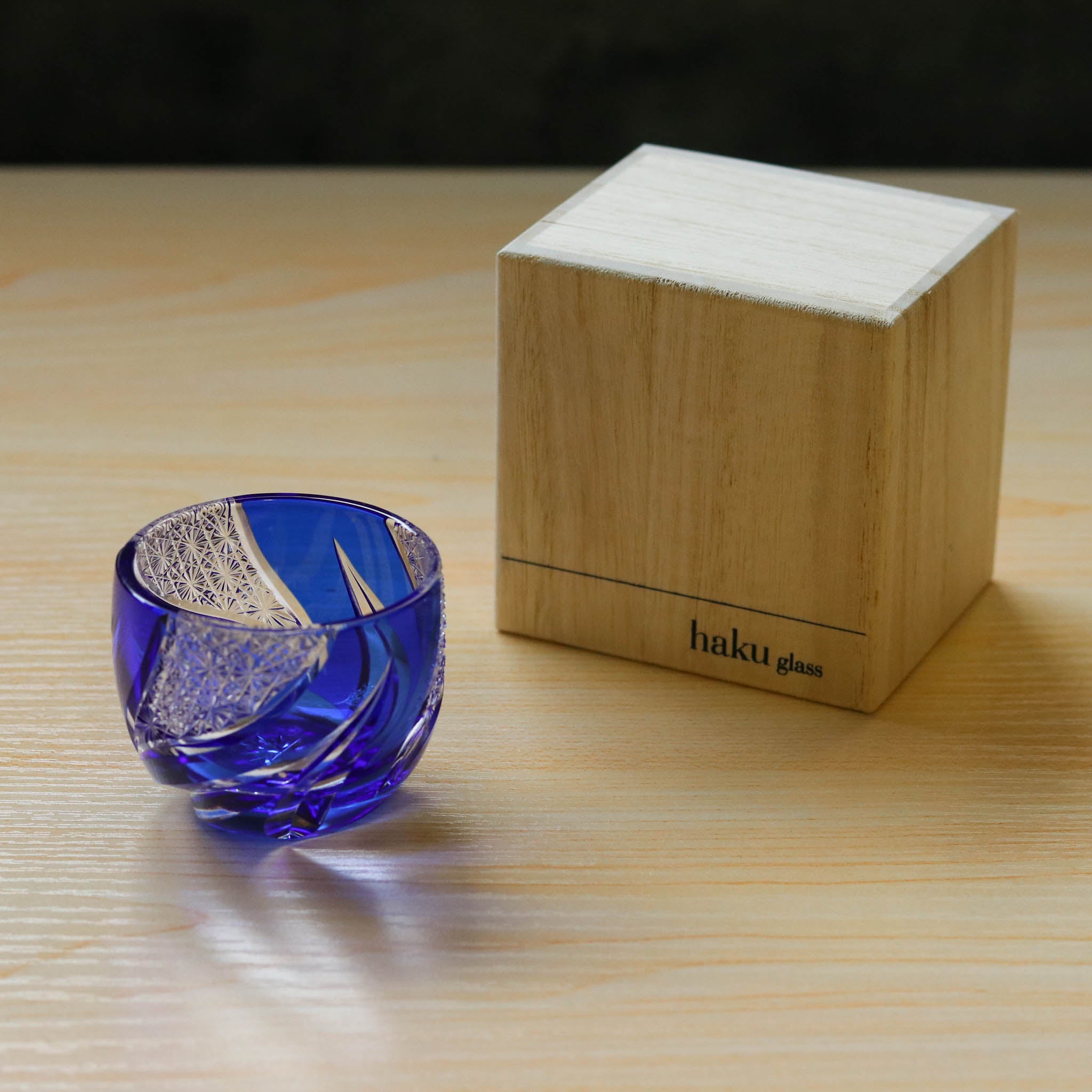 江戸切子 ぐい呑み |  homura 焔 | 瑠璃 | haku硝子