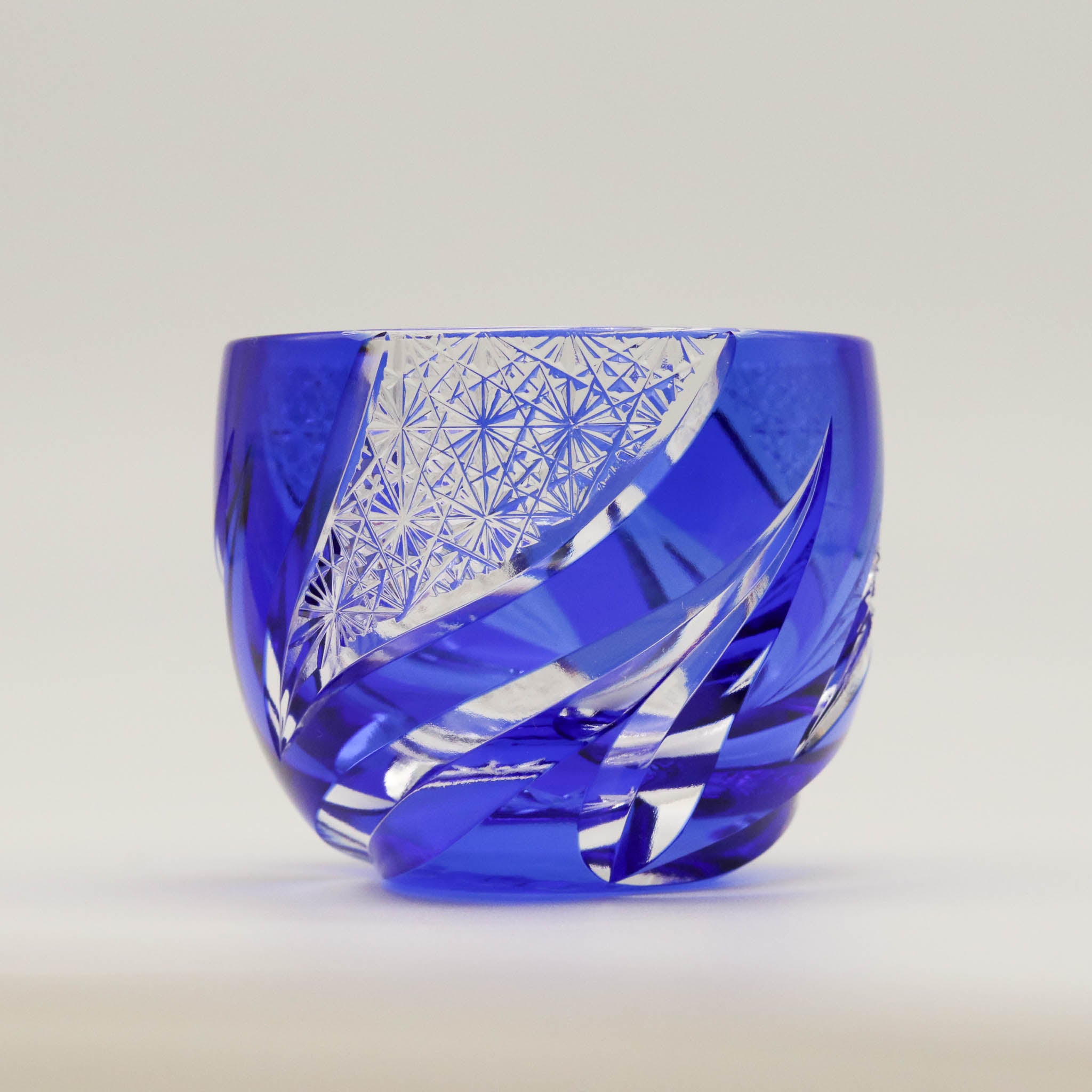 江戸切子 ぐい呑み |  homura 焔 | 瑠璃 | haku硝子