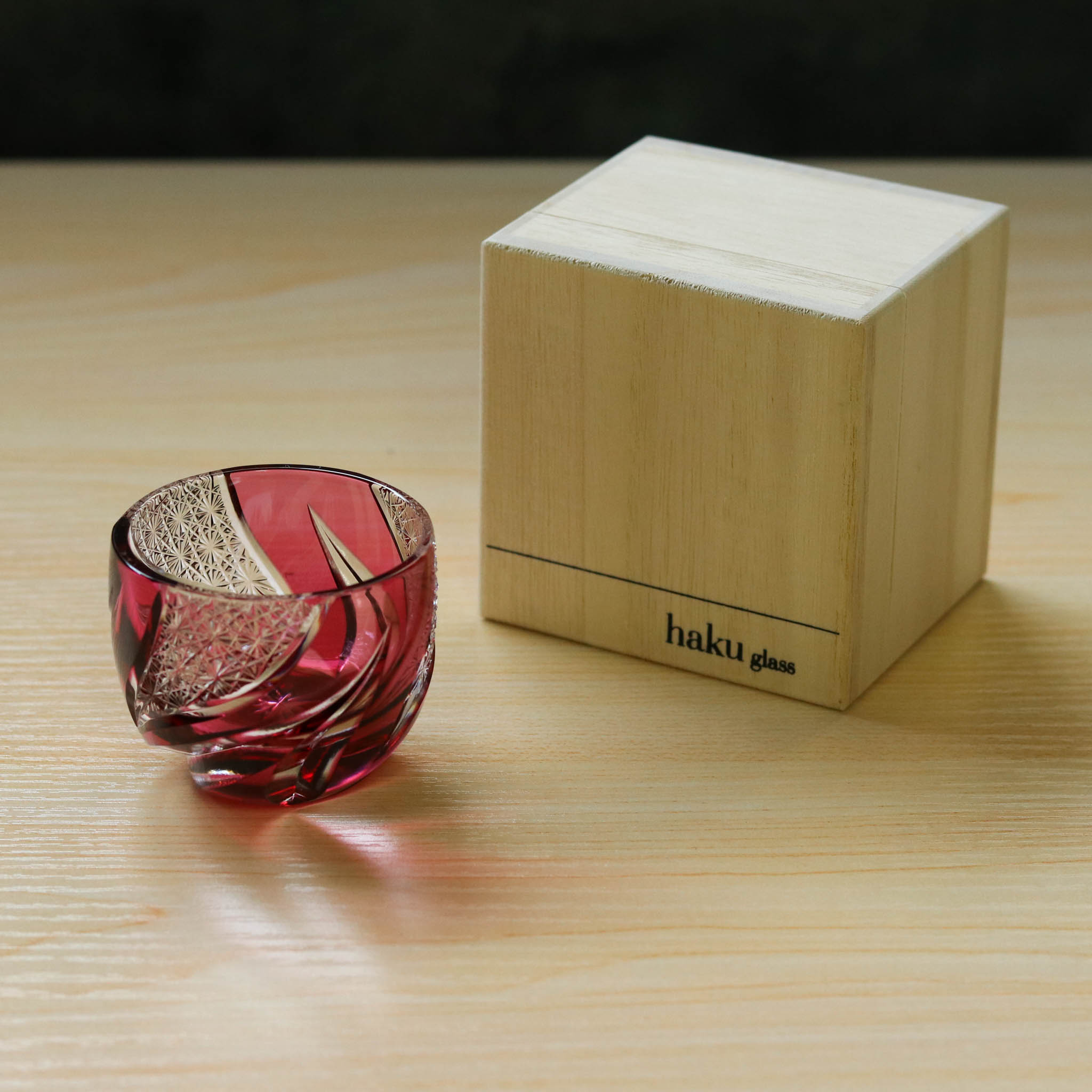 江戸切子 ぐい呑み | homura 焔 | 金赤 | haku硝子