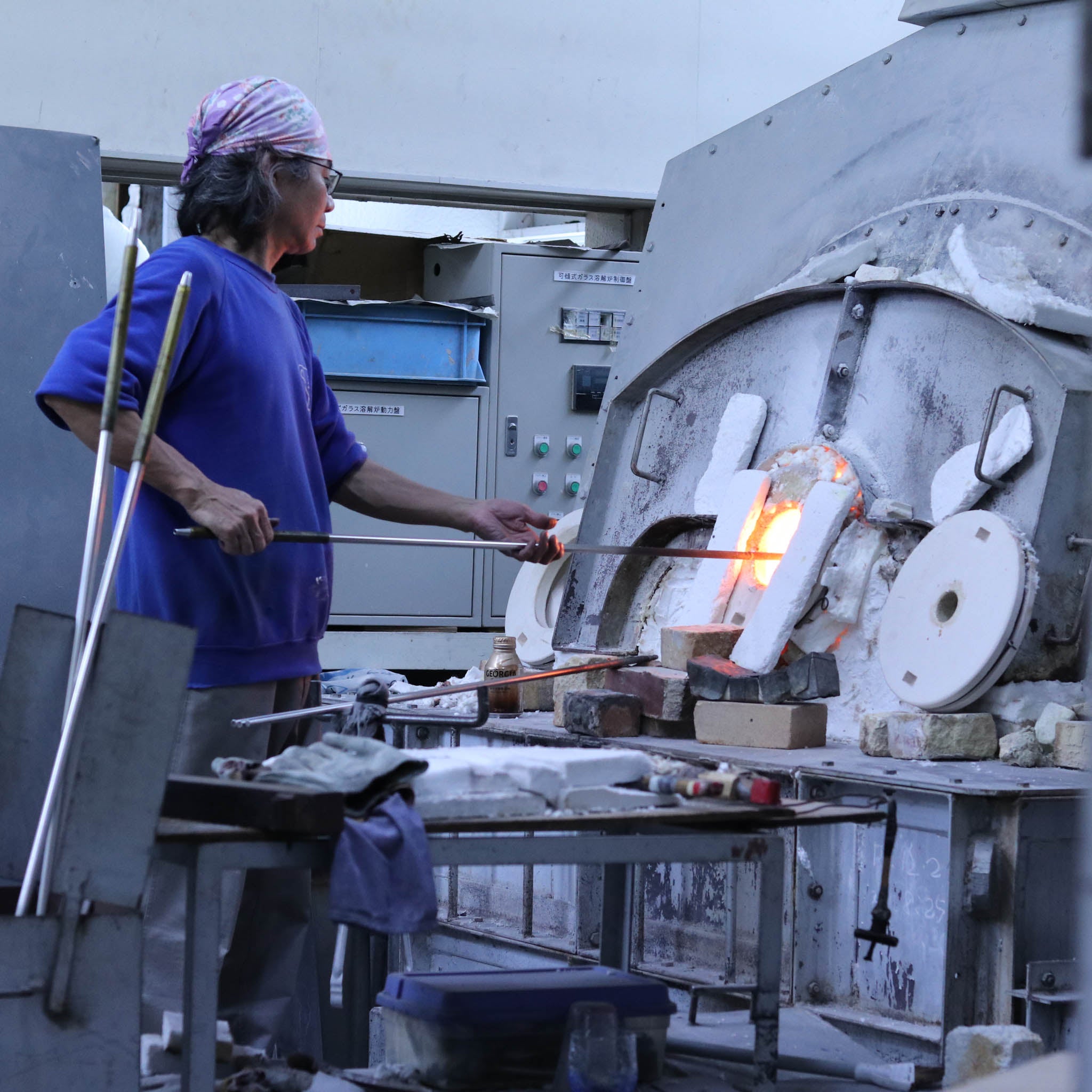 萩ガラス | 耐熱 内貫入ガラス | ロックグラス 丸 ブルー | 萩ガラス工房