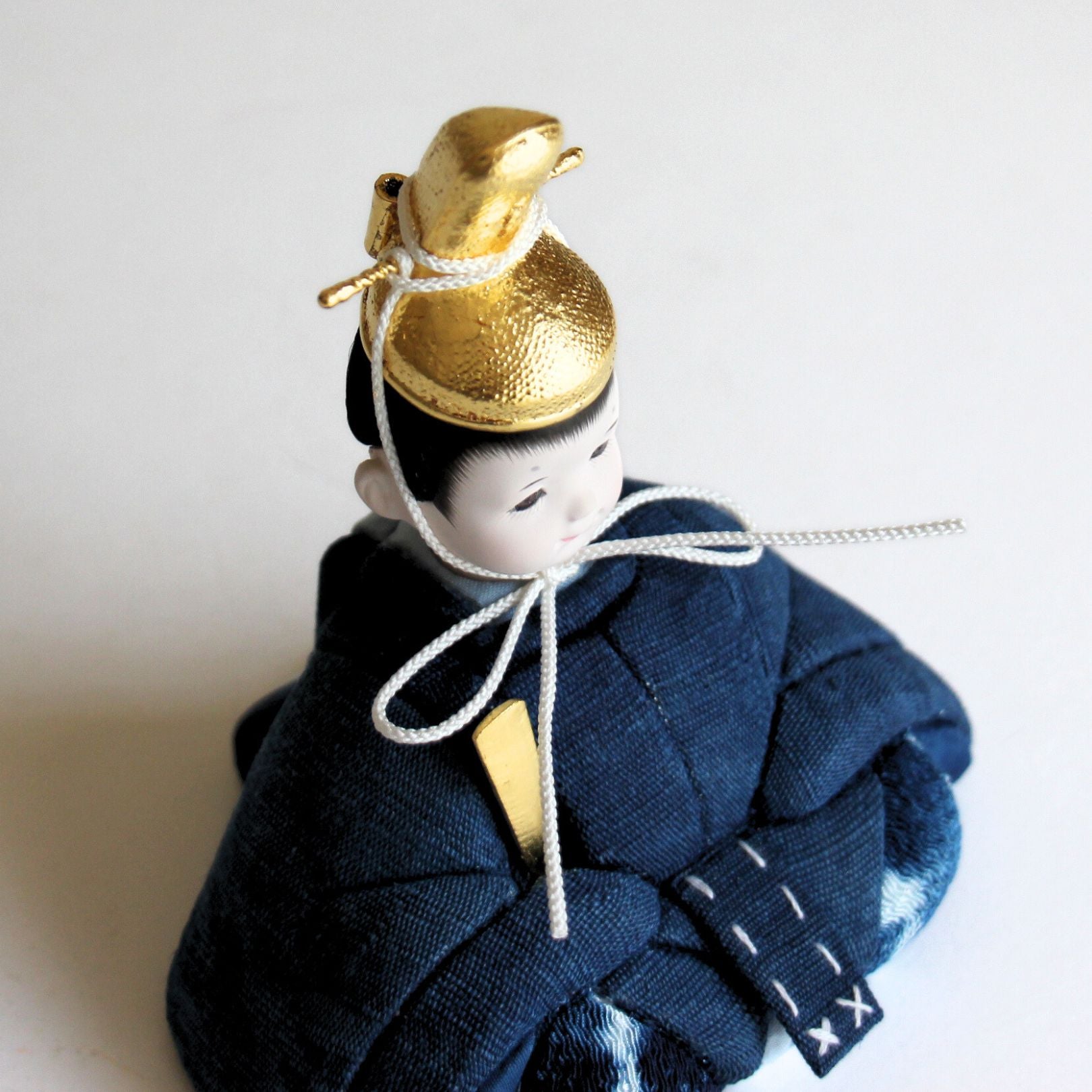 雛人形セット 藍染 | 藍染づくし 金箔仕様 | 丸型黒塗り台 | 工房 縫nui【26/1/10以降順次配送】