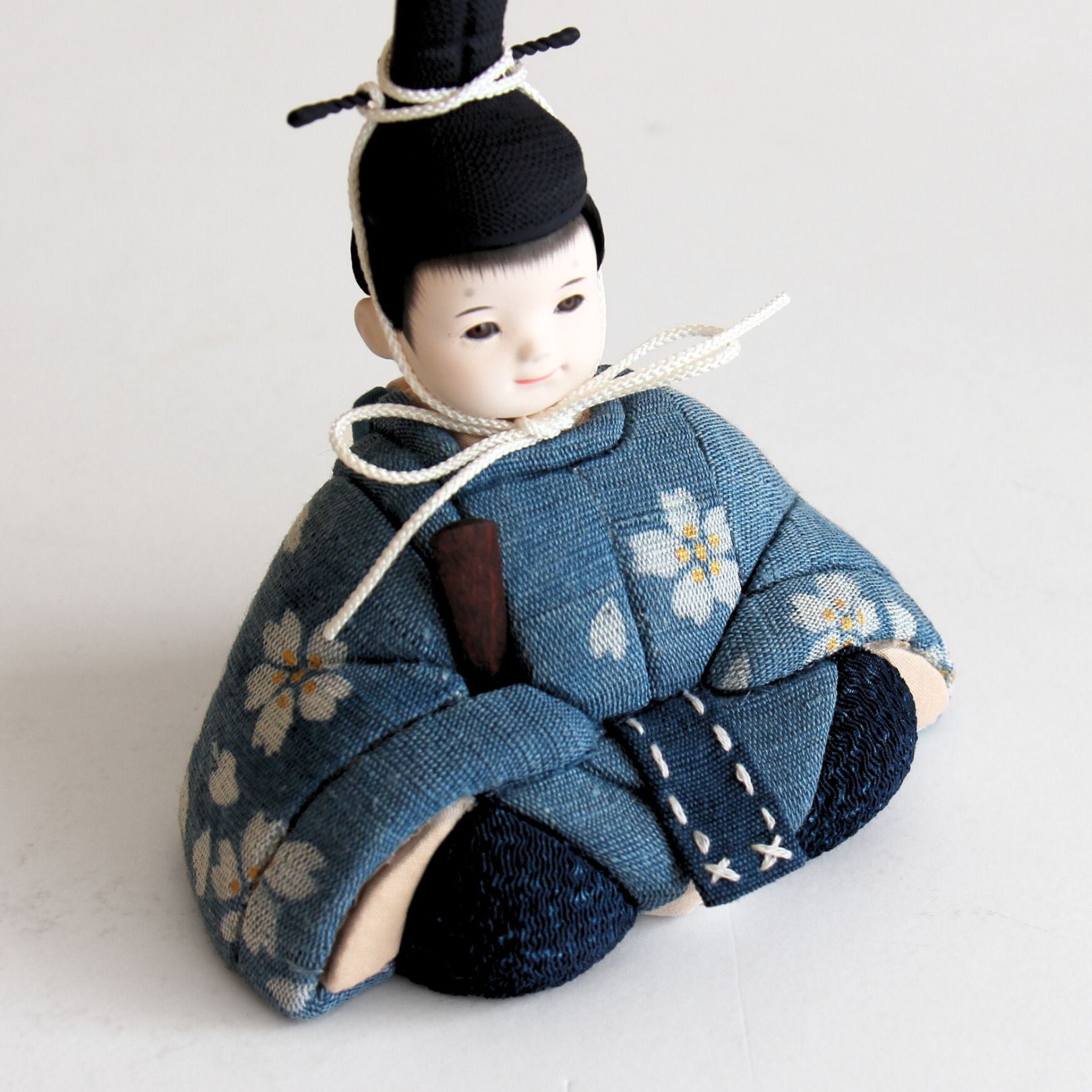 雛人形セット 藍染 | 桜柄 | 丸型グレー台 | 工房 縫nui【26/1/10以降順次配送】