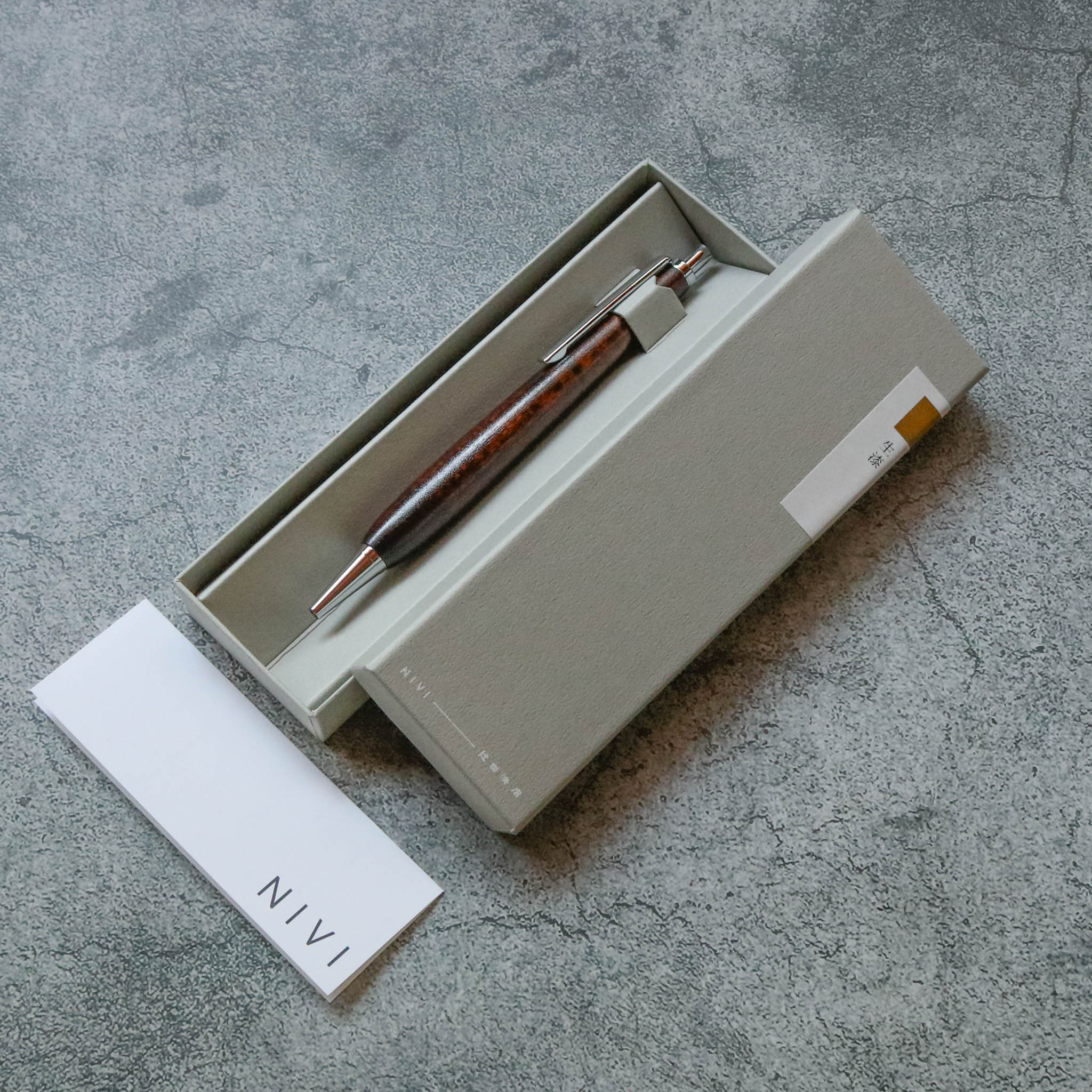 漆 ボールペン | NIVI PEN | 生漆 | 辻田漆店