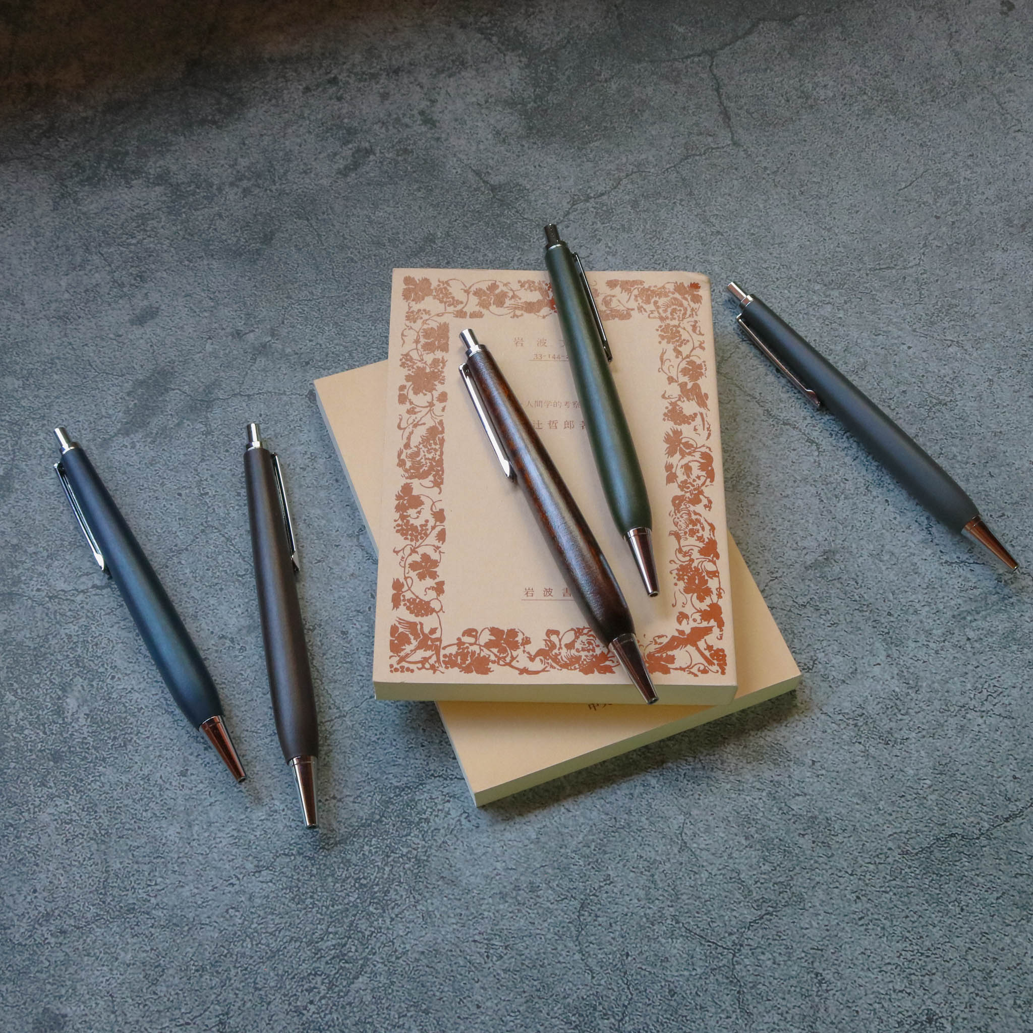 漆 ボールペン | NIVI PEN | 生漆 | 辻田漆店