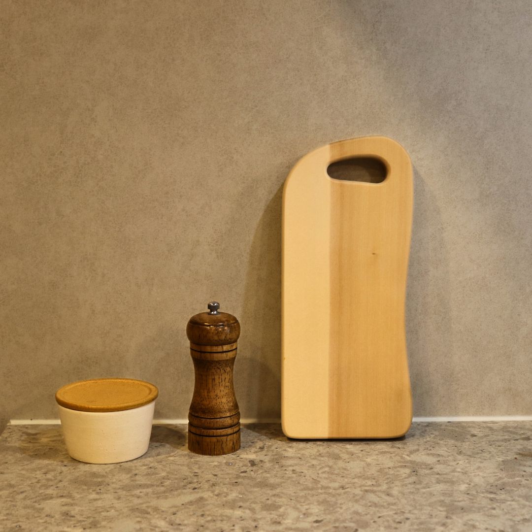 木工製品 | いちょうの木のまな板 | かどまる 小 | woodpecker