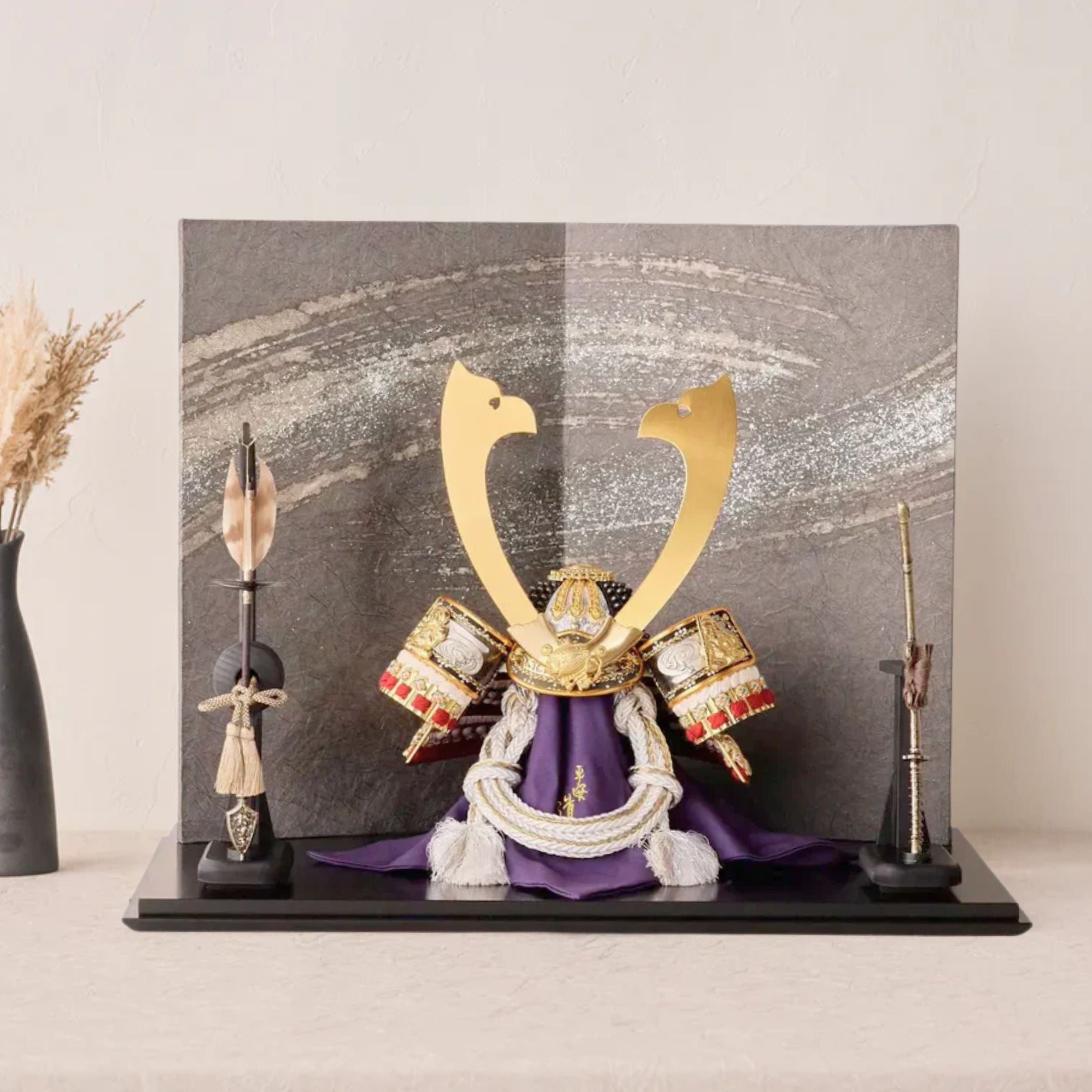 【美品】平安道斎　兜飾り一式 五月人形 兜 / 平安道斎 / 月光10号 – 人形の鯉徳 オンラインショップ