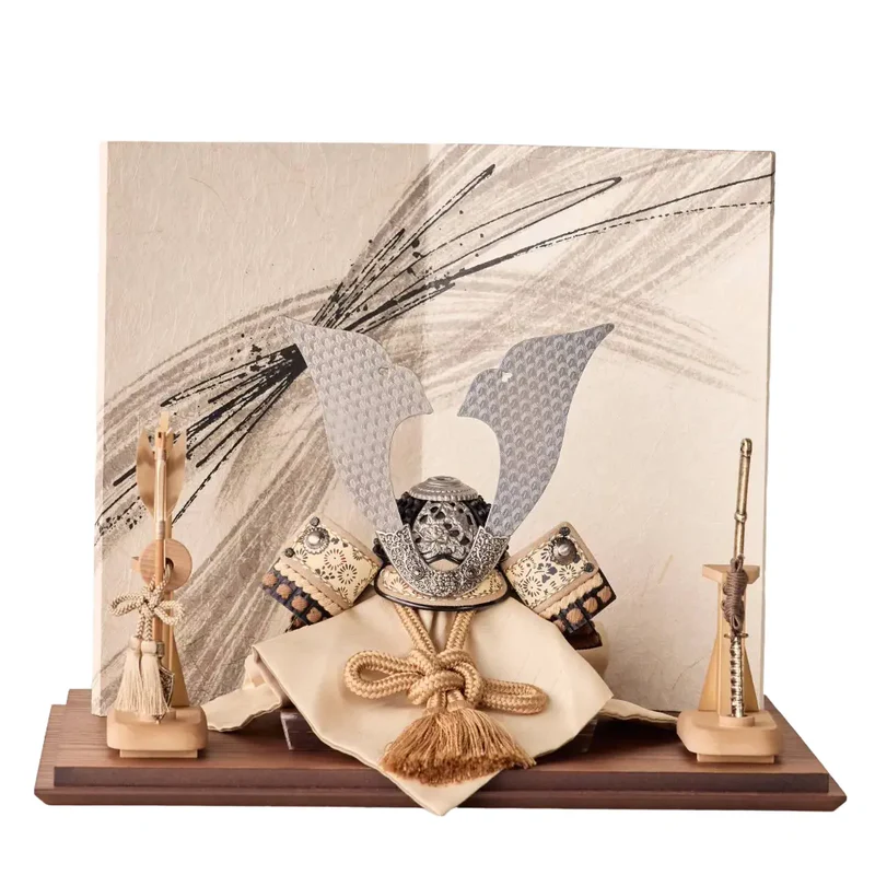 兜飾り | 大和 墨流の飾り | 鈴甲子 雄山