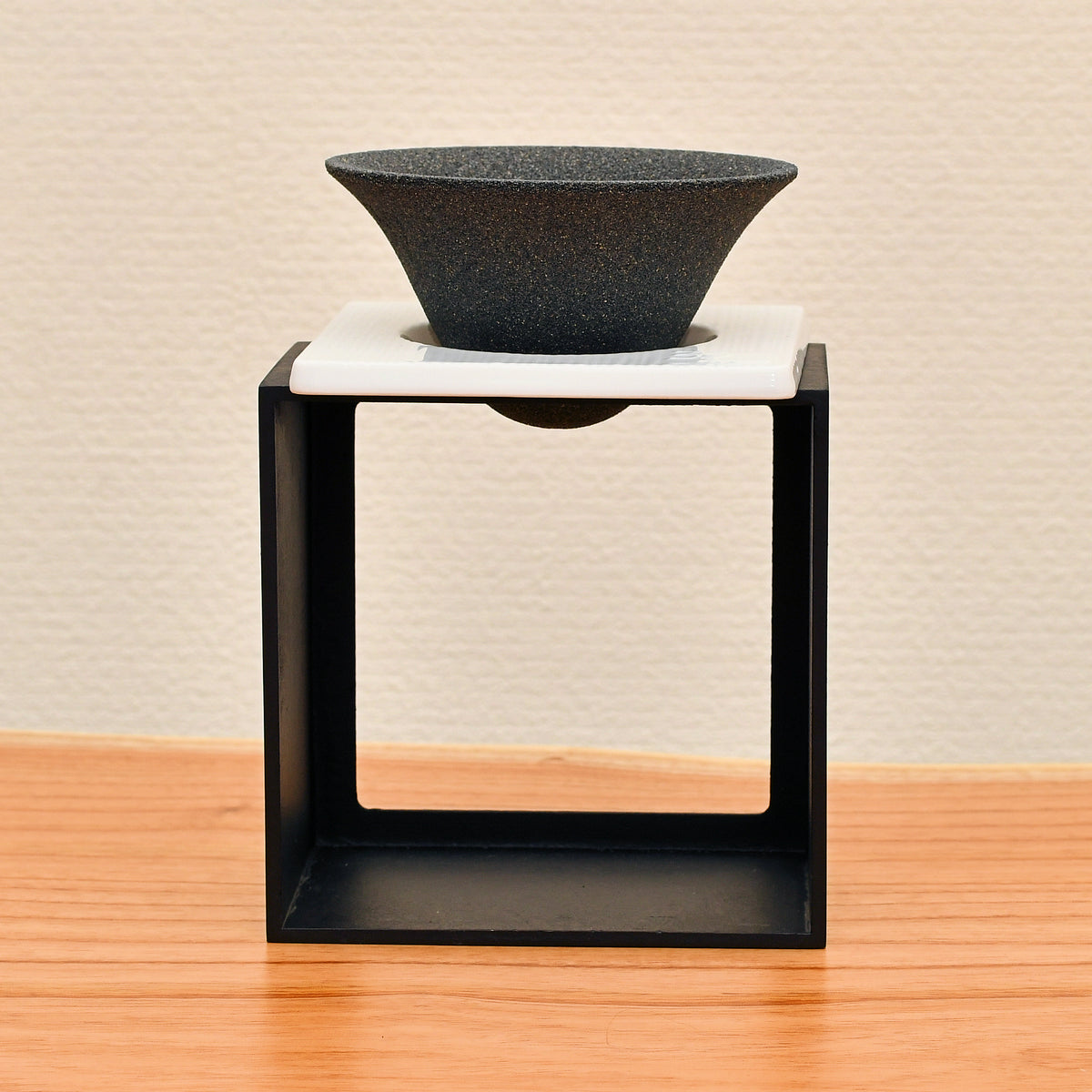AY-TR-2_1_0084.jpg?crop=center 