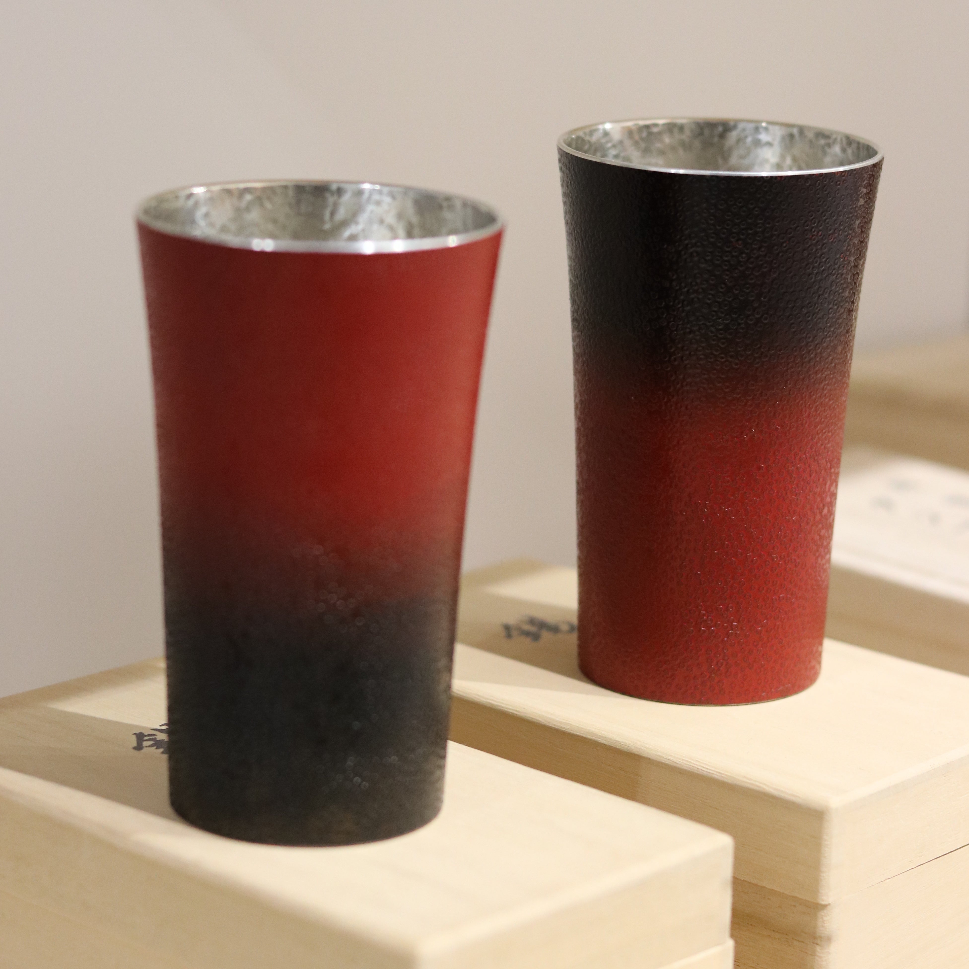 大阪浪華錫器タンブラー | 津軽仕上げ 微粒面 | 黒 | 大阪錫