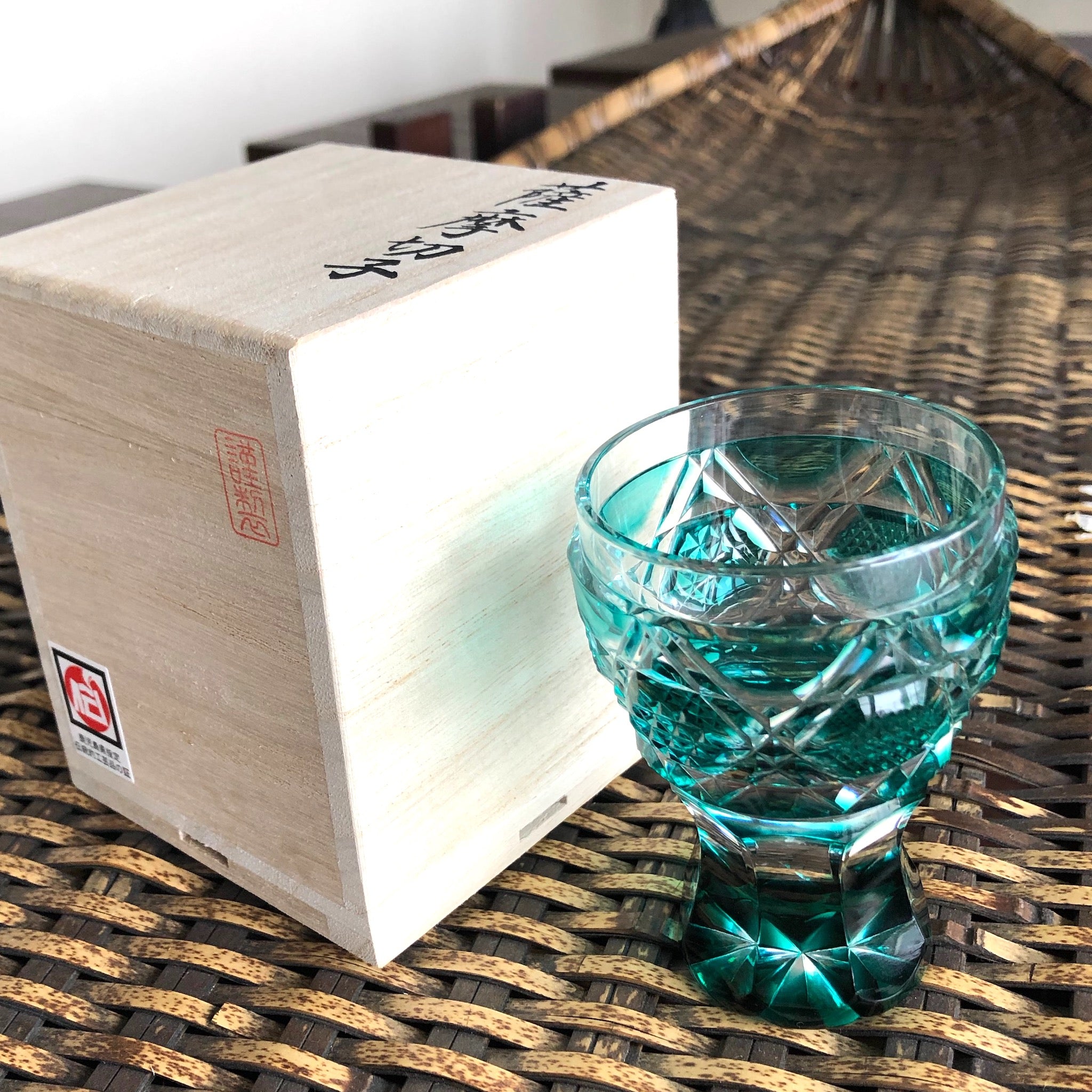 薩摩切子 台付きグラス | 馬上杯 | 緑 | 薩摩びーどろ工芸