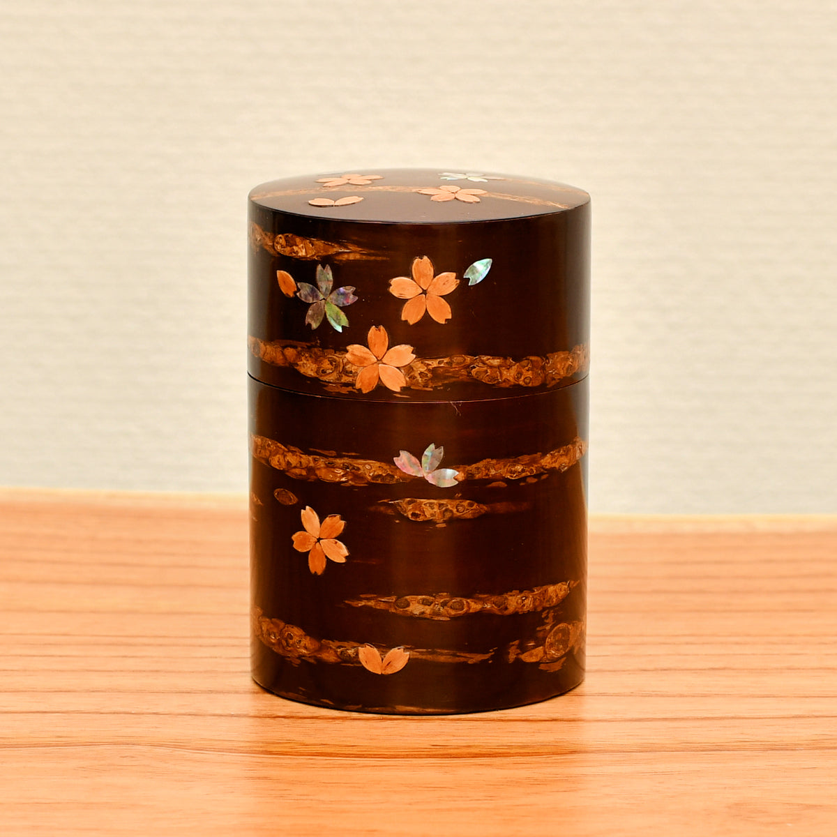 樺細工 茶筒 | 総皮茶筒 | 貝入散花 大 | 角館伝四郎 