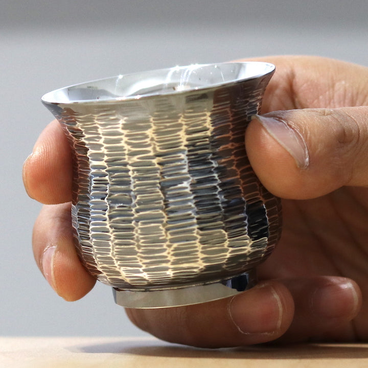 ぐい呑み | 純銀製 くびれ型 （小）| ござ目模様 |森銀器製作所 - 日本